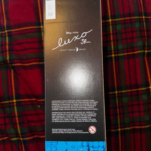 Pixar Lego Set NIB 613 Pieces - Picture 3 of 9